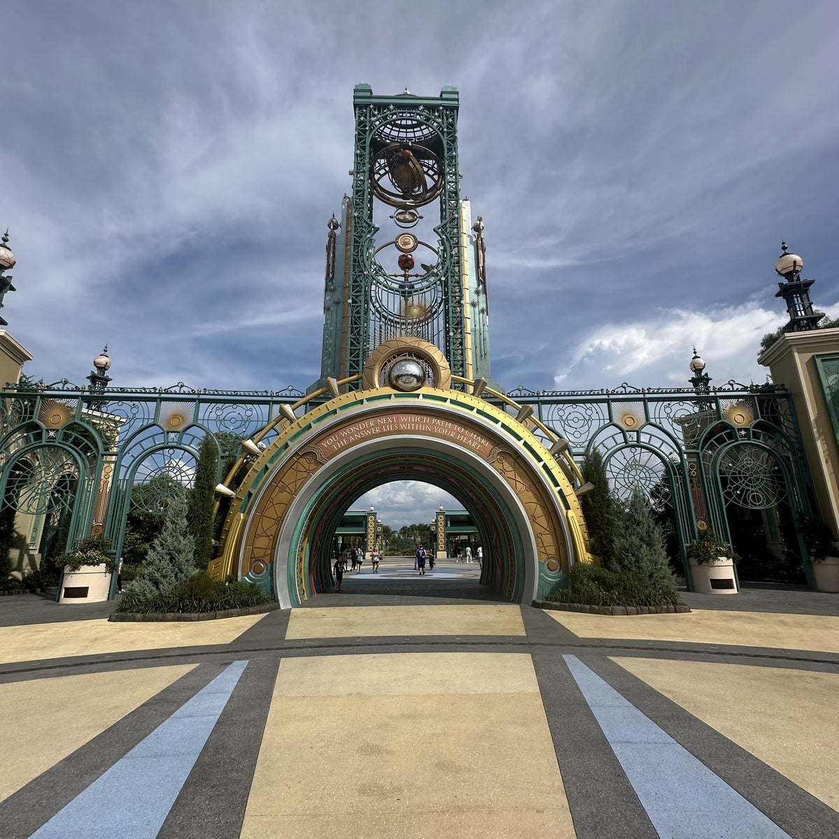 CHOOSE YOUR THEME PARK ADVENTURE