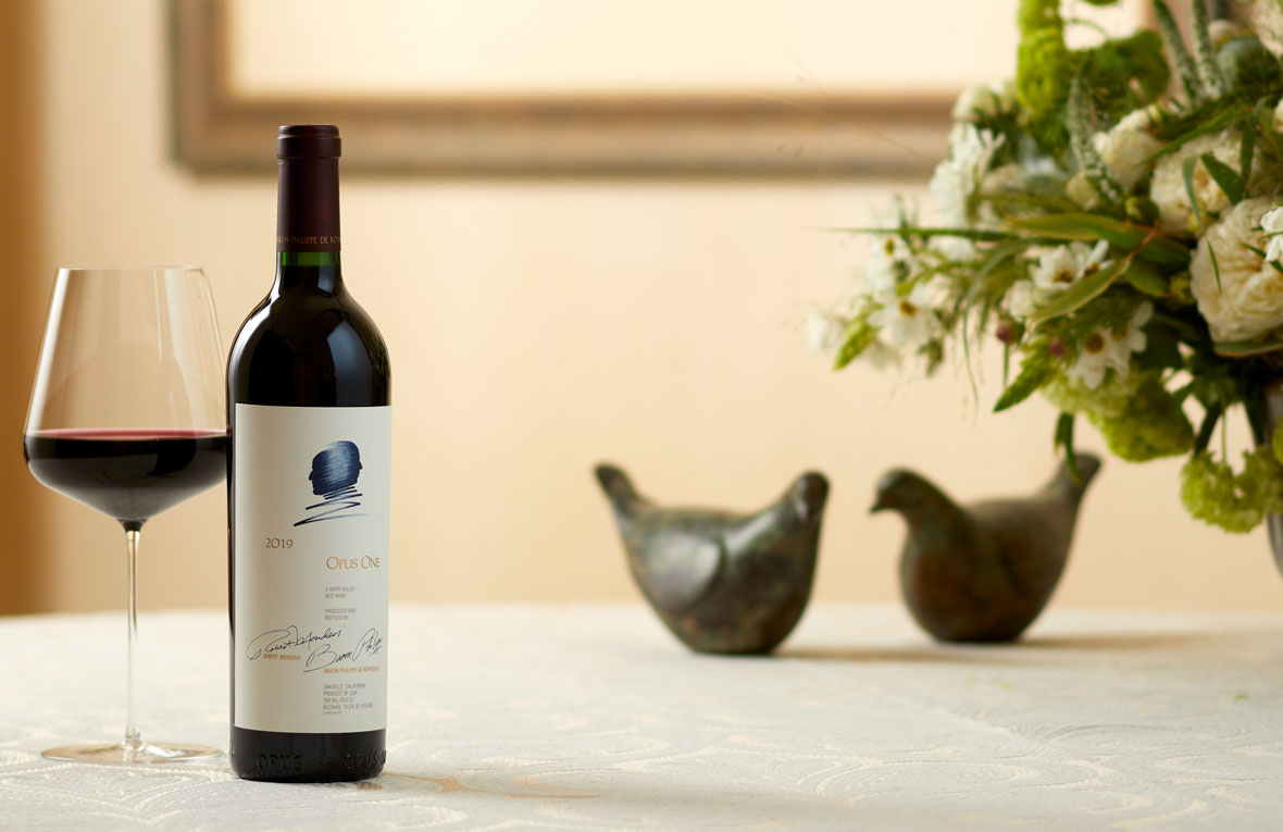 LUXURY WINE SUBSCRIPTION