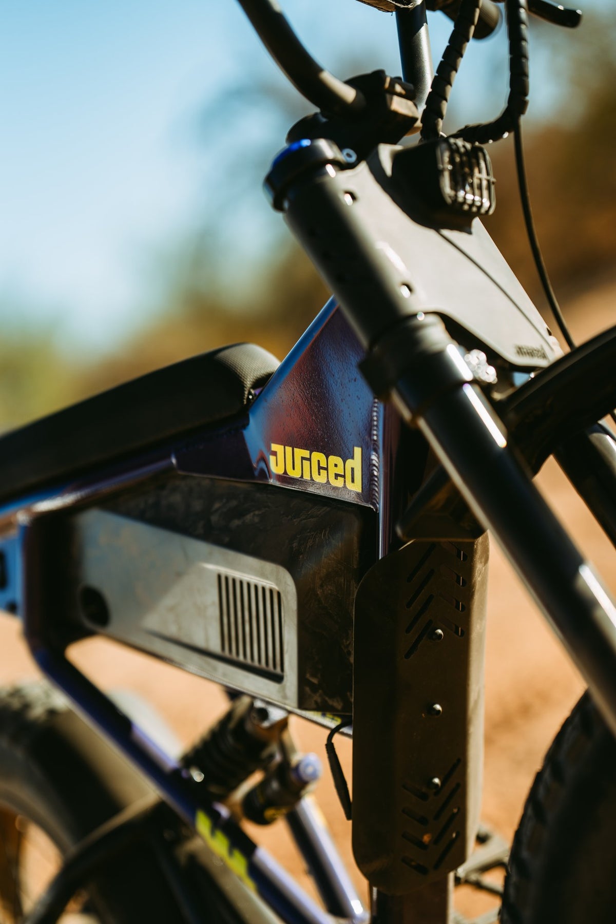 JUICED SCRAMBLER FULL SUSPENSION ELECTRIC PIT BIKE