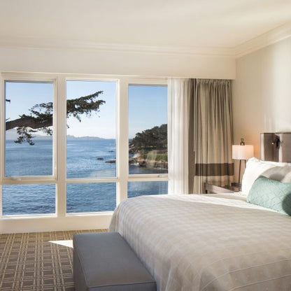 GOLF AT PEBBLE BEACH