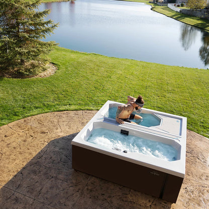 VALARIS HOT & COLD TUB BY MICHAEL PHELPS