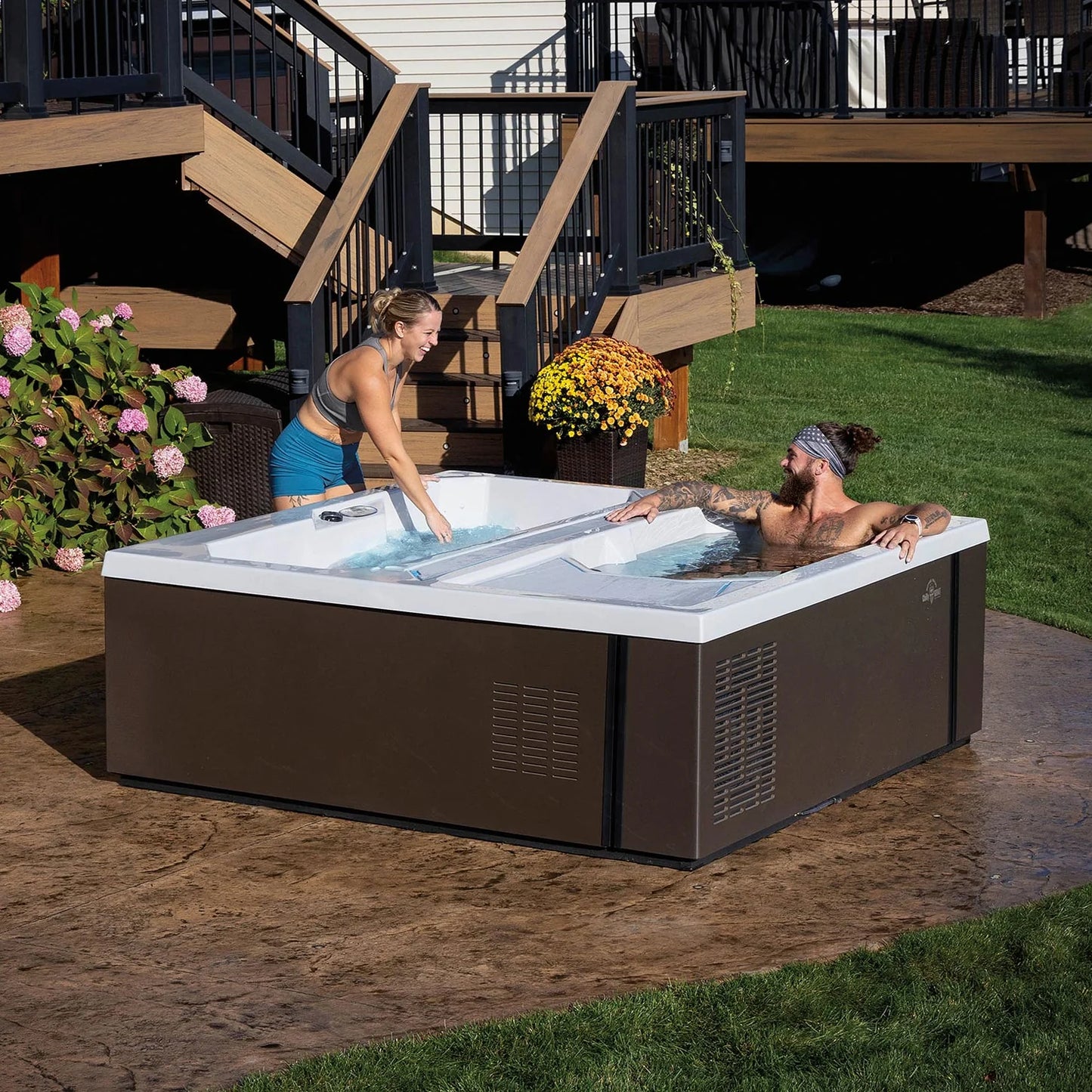 VALARIS HOT & COLD TUB BY MICHAEL PHELPS