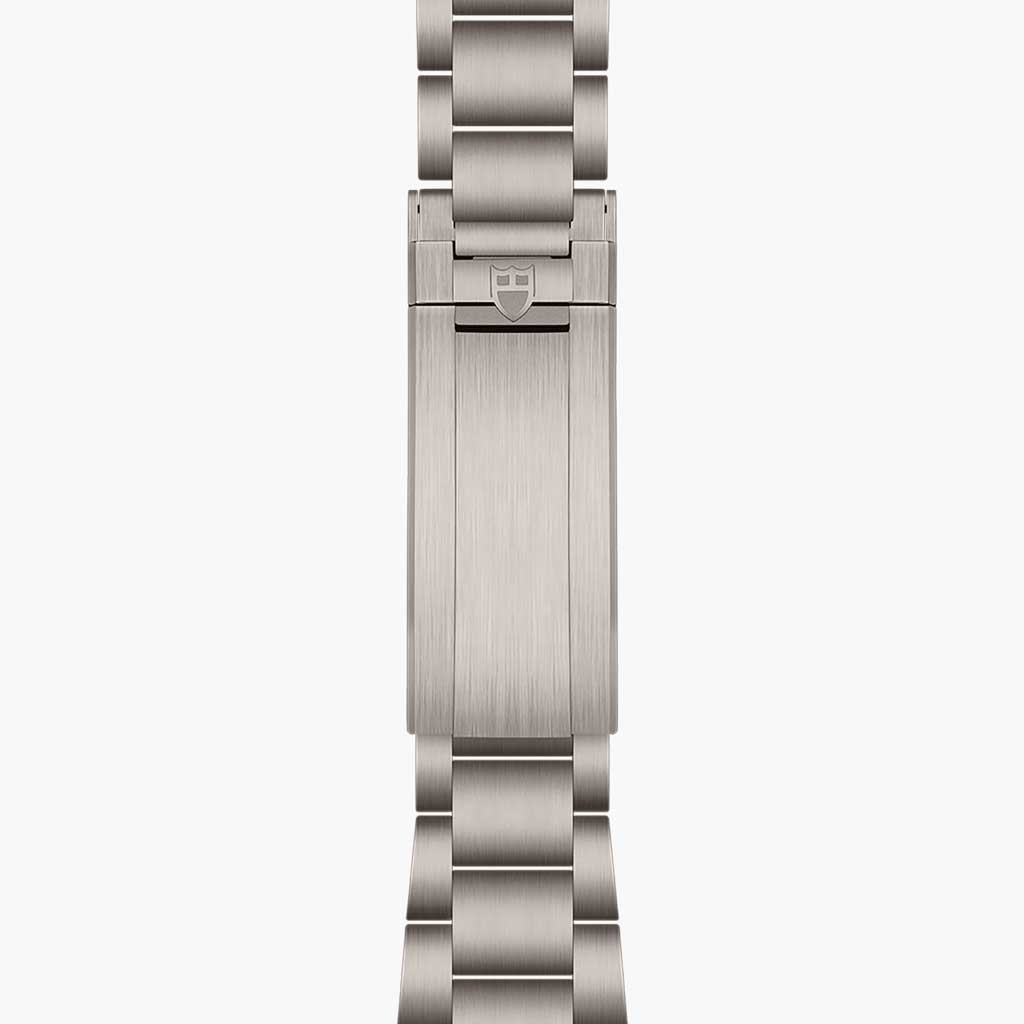 Pelagos Black Dial 39mm Titanium Mens Watch