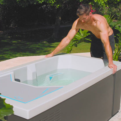 VALARIS HOT & COLD TUB BY MICHAEL PHELPS